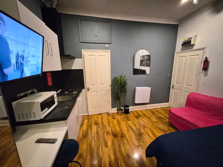 Modern | Near Stratford | 2 Min To Tube Station - Stratford