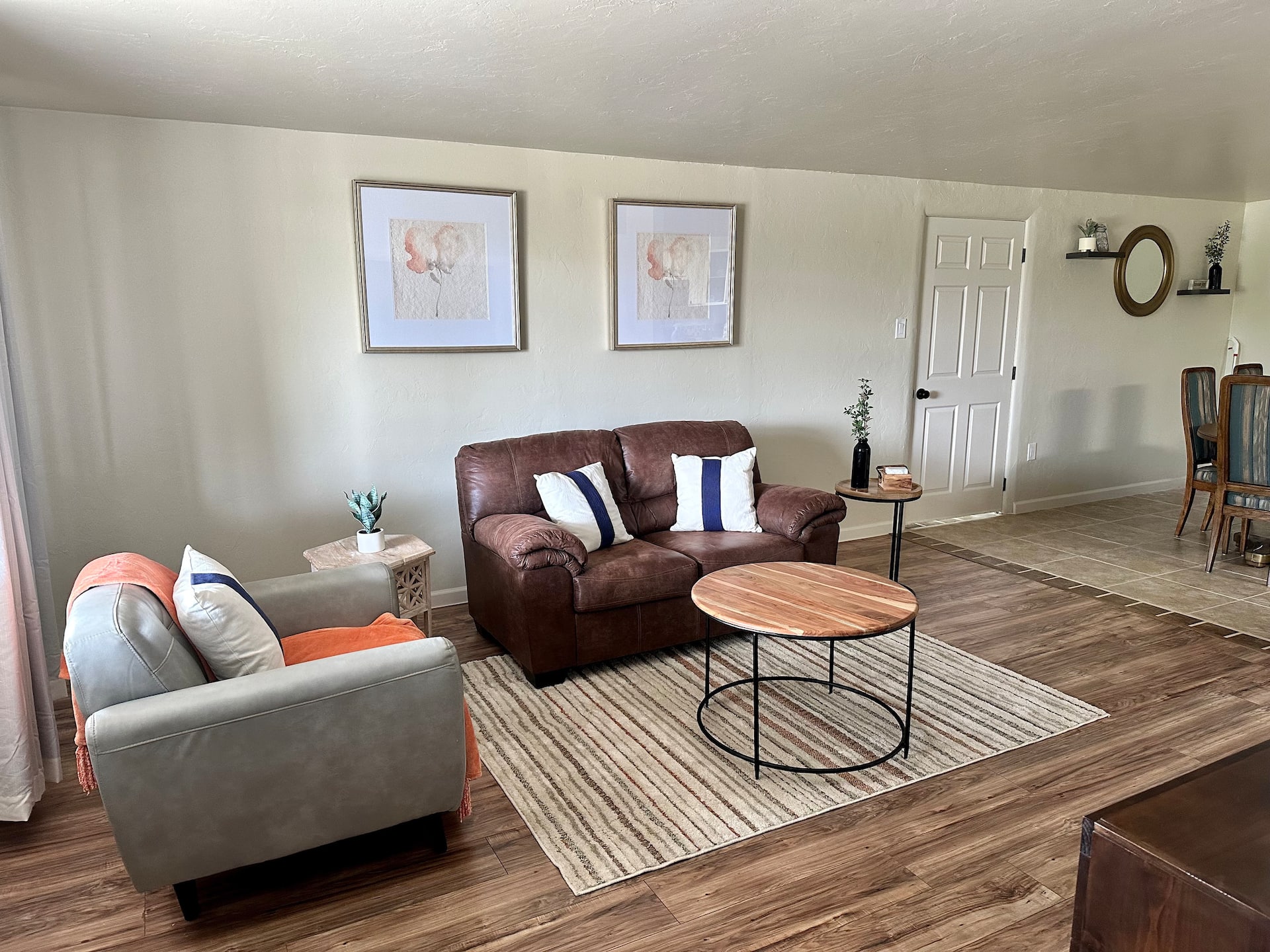 Home Away From Home - 4 Bedroom - 4 Beds
