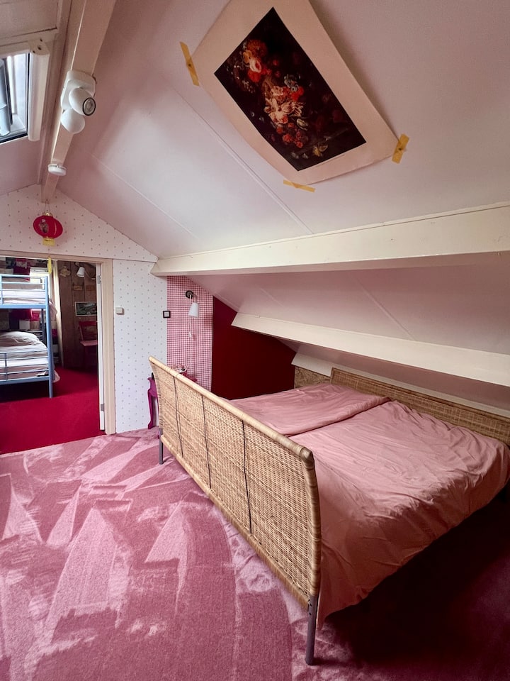 غرفة النوم 2