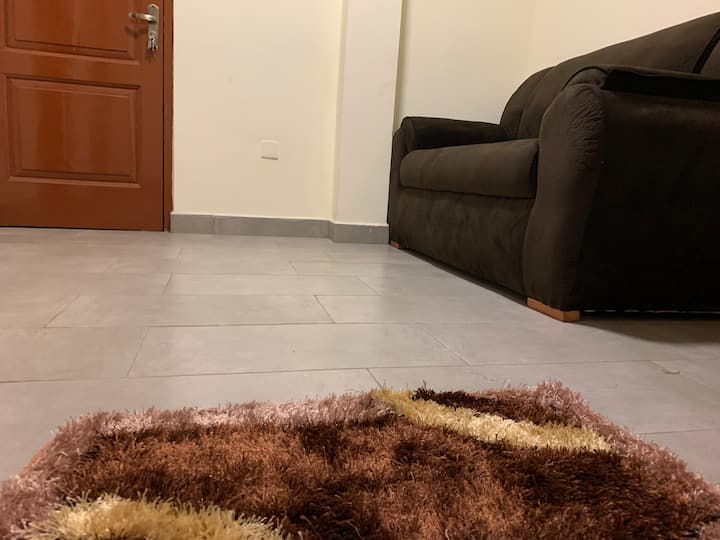 One Cozy Bedroom- 5mins From Knust & Free Parking - Kumasi
