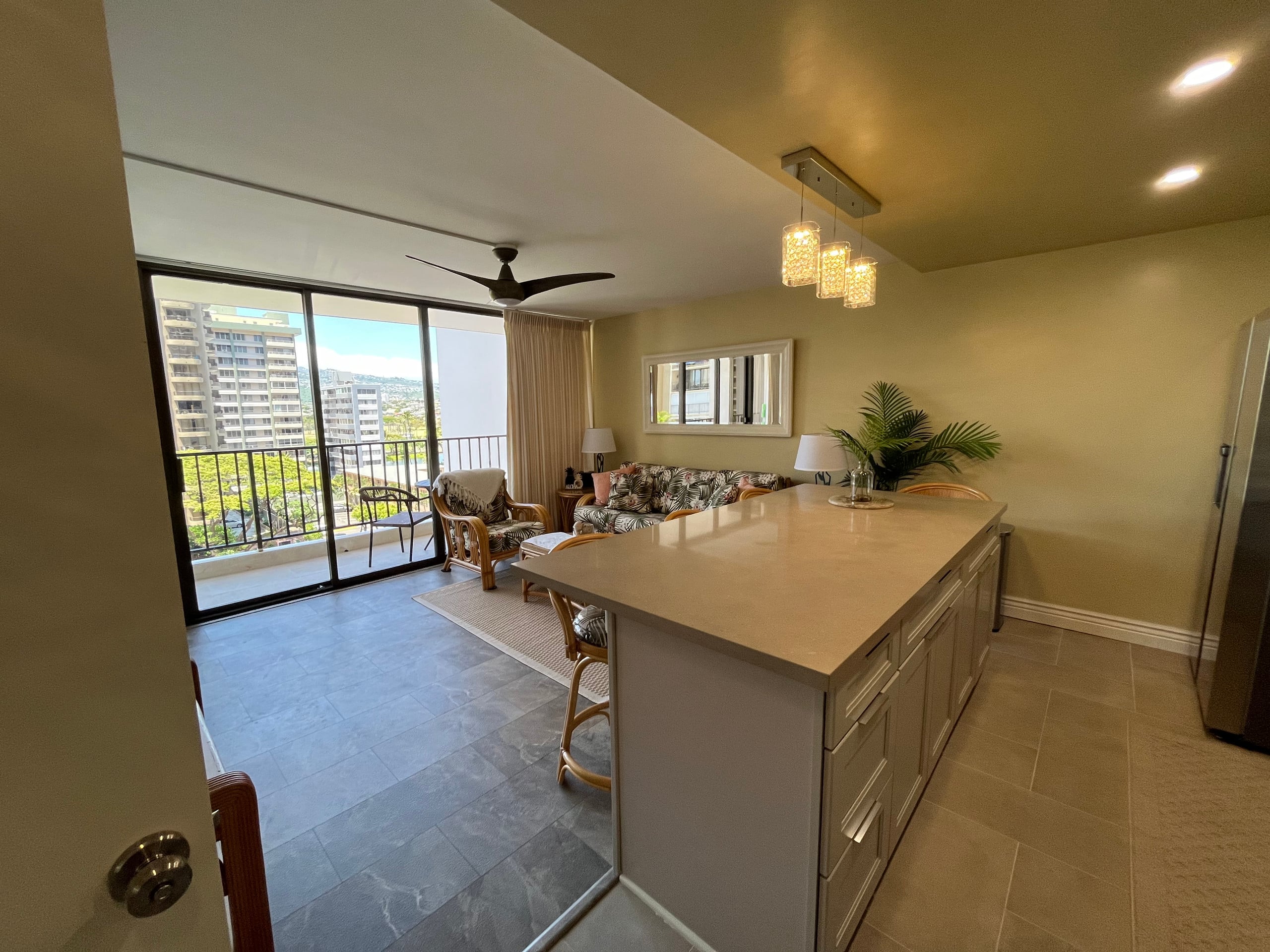 Hale Ho'omaha @Waikiki Banyan - Image 9