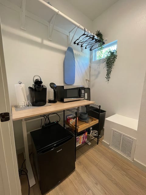 Successful Airbnb property: Guest Studio in North Austin Private Entrance in North Lamar Rundberg
