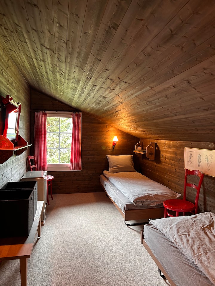 Die Schlafzimmer verfügen über Stauraum für KLeidung und Gepäck.