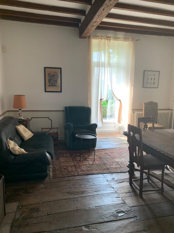 Longere Charentaise En Campagne - Juignac