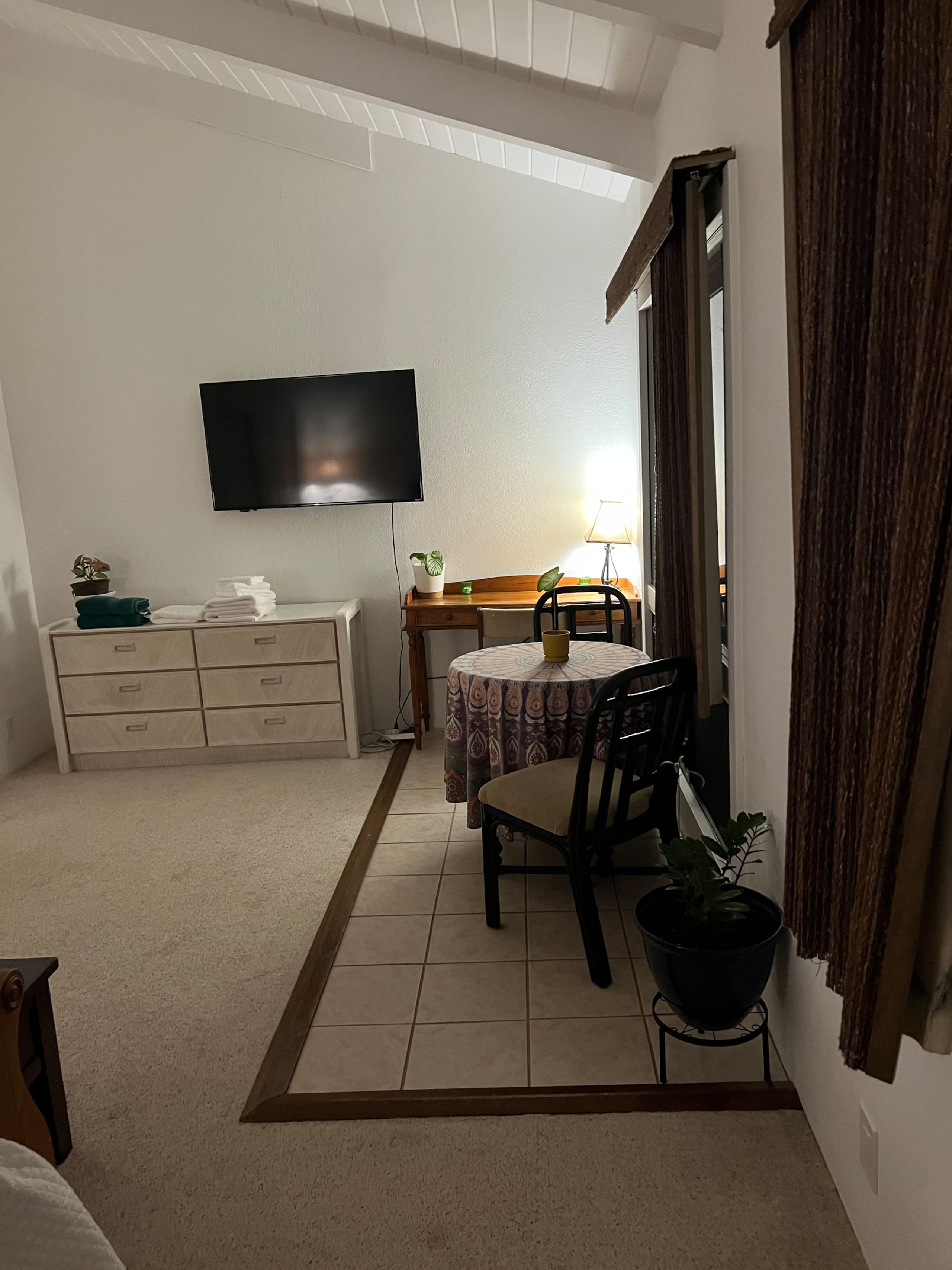 Home in Princeville · ★4.93 · 1 bedroom · 1 bed · 1.5 shared baths - Image 9