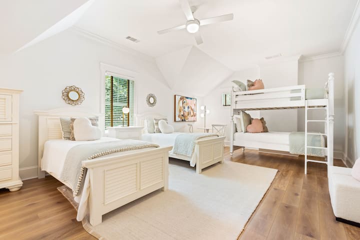 საძინებელი 4