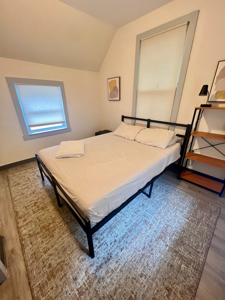 غرفة النوم 2