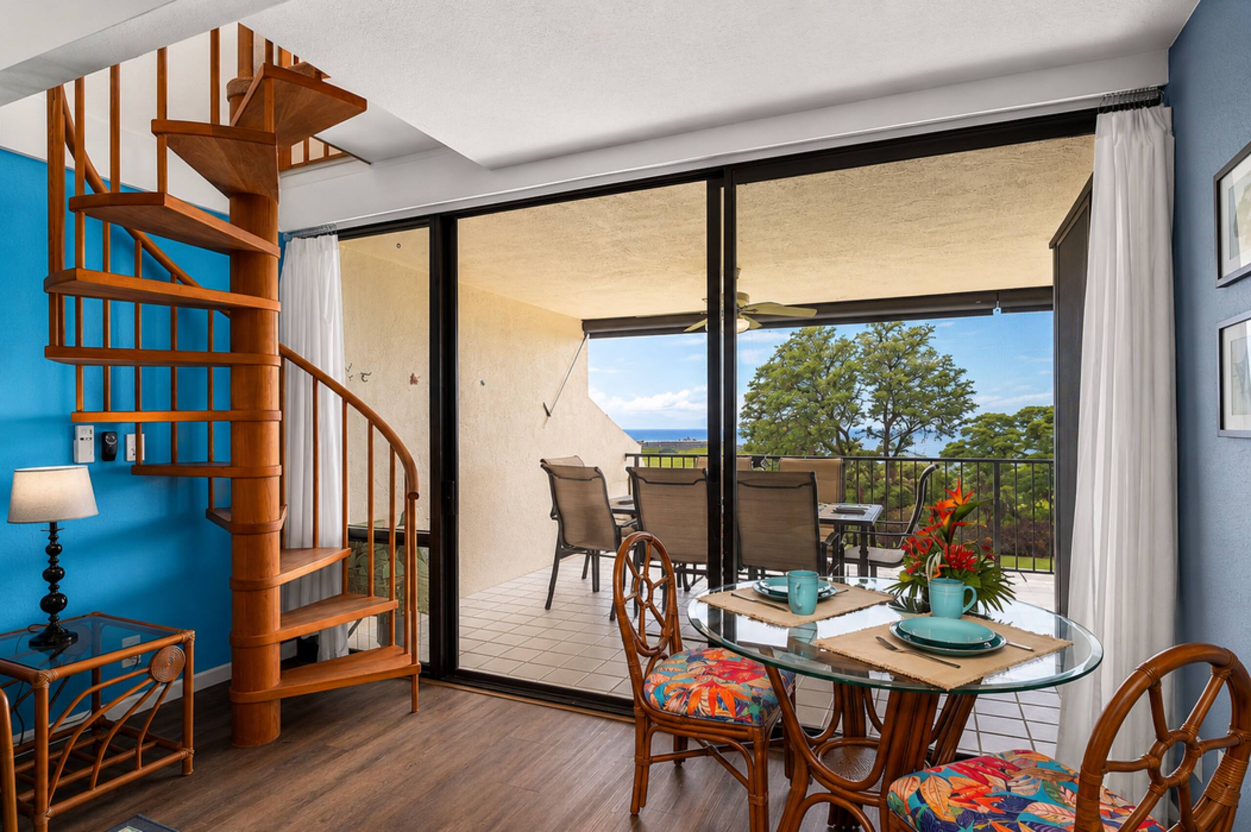 Condo in Kailua-Kona · ★5.0 · 2 bedrooms · 4 beds · 2.5 baths - Image 11