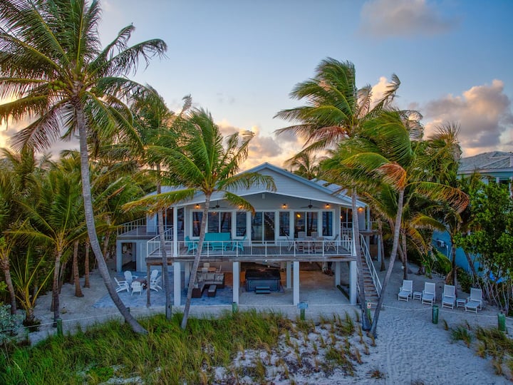 P04 - Beach Front Estate With Pool And Sport Court - Marathon