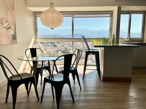 Unbeatable views and pool in Mendoza