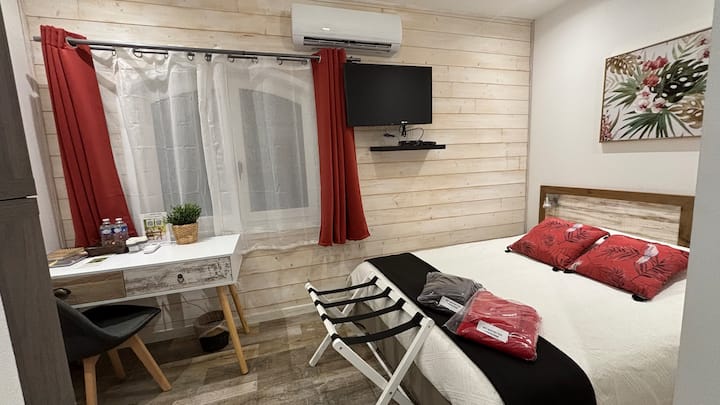 Chambre N° 5 En Pleine Nature - Montauroux