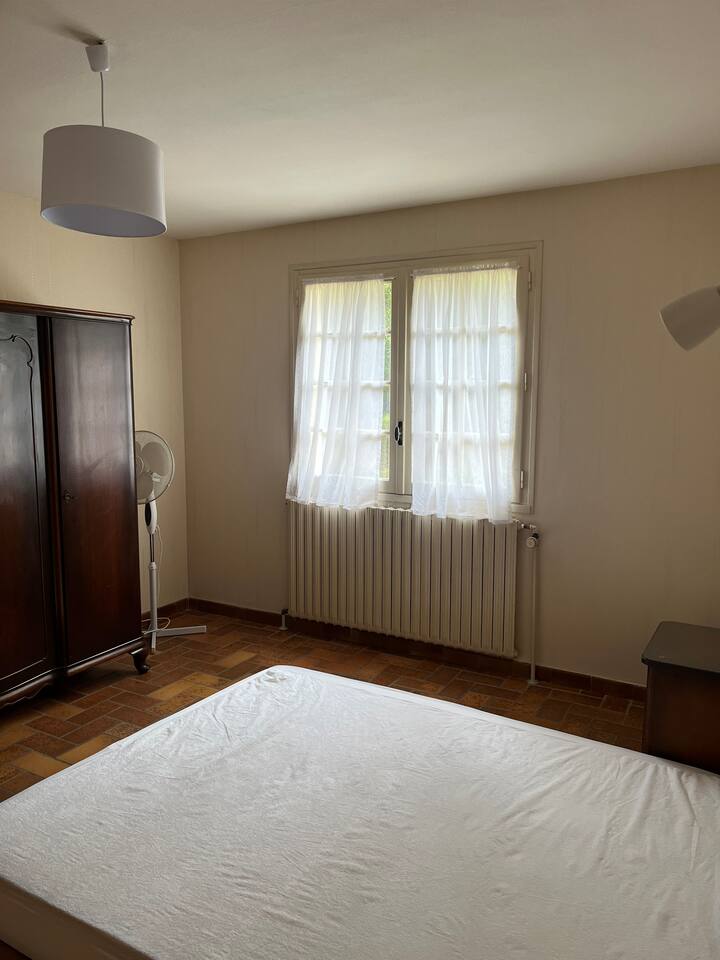 Ndriçim në 160/200