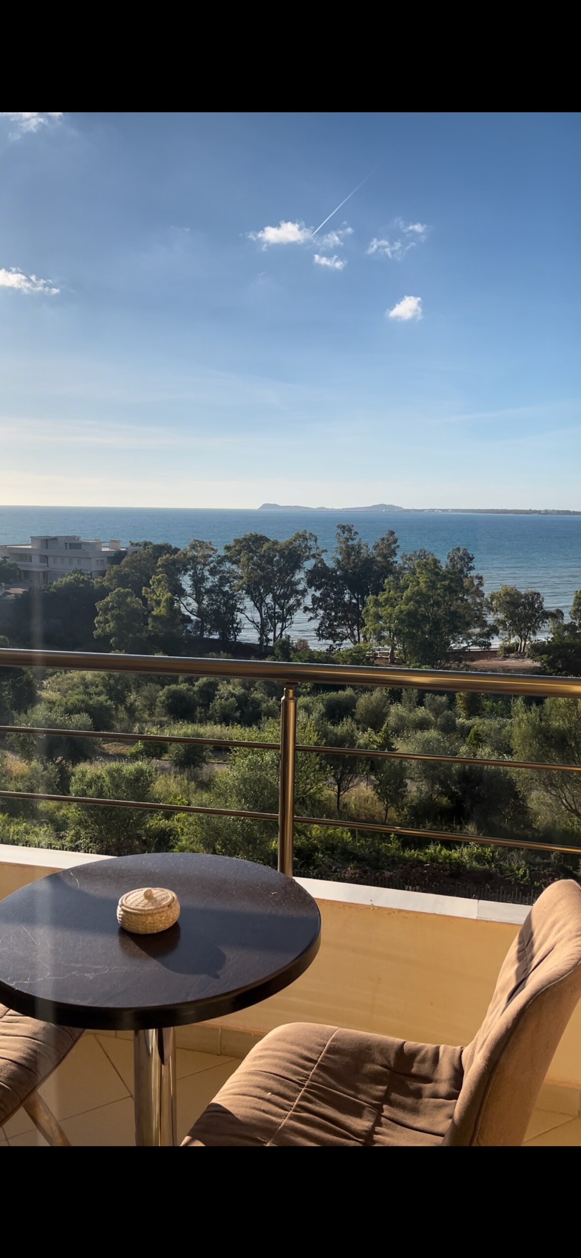 Listing 954966255155925832