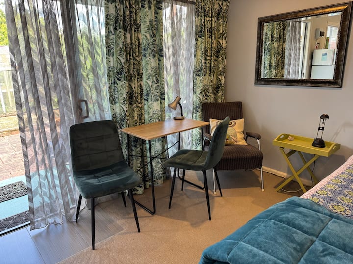 Cosy Caversham Retreat - Dunedin