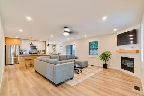 Successful Airbnb property: Beach Breeze Bungalow: steps to waves and wonder in Fort Erie