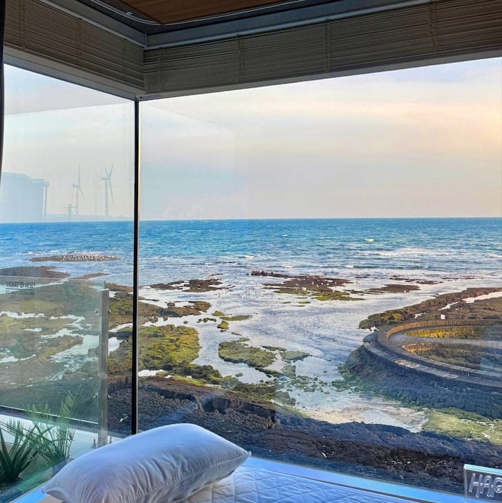 Ocean View, Hello, Room 3 - Pensions (South Korea) for Rent in