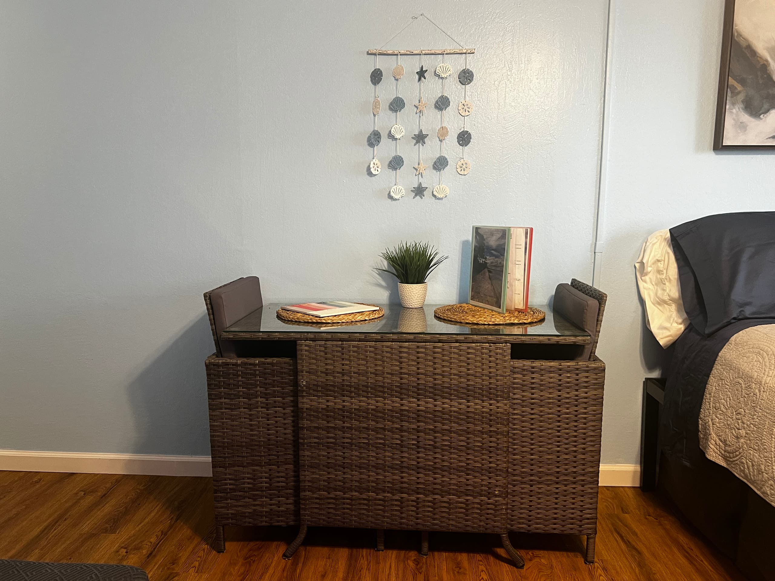 Condo in Honolulu · ★4.82 · Studio · 2 beds · 1 private bath - Image 2