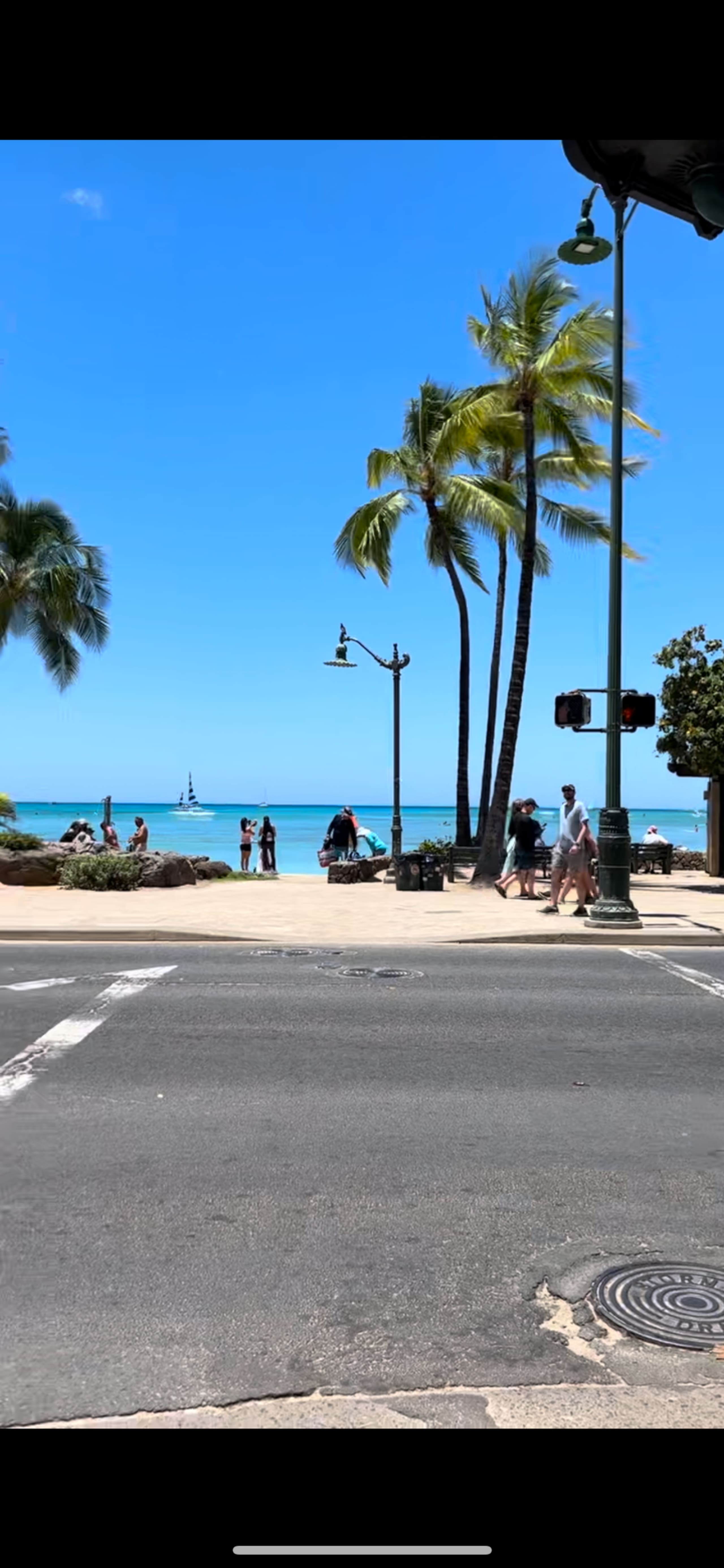 Condo in Honolulu · ★4.82 · Studio · 2 beds · 1 private bath - Image 34