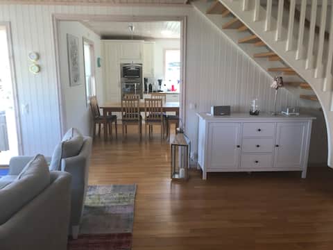Top performing Airbnb: Mollösund 200 meters from the sea in Orust