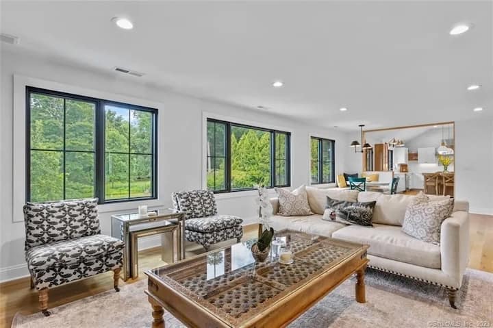 New Family Friendly House In Westport - Weston, CT