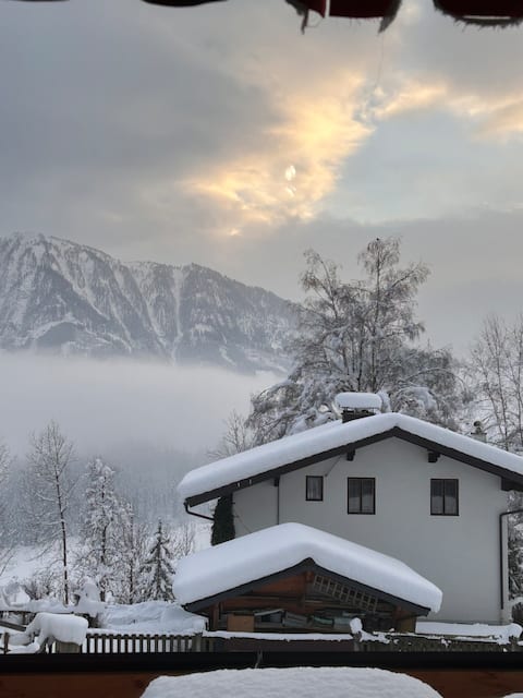 OLA'S BNB - Your exclusive getaway into the mountains