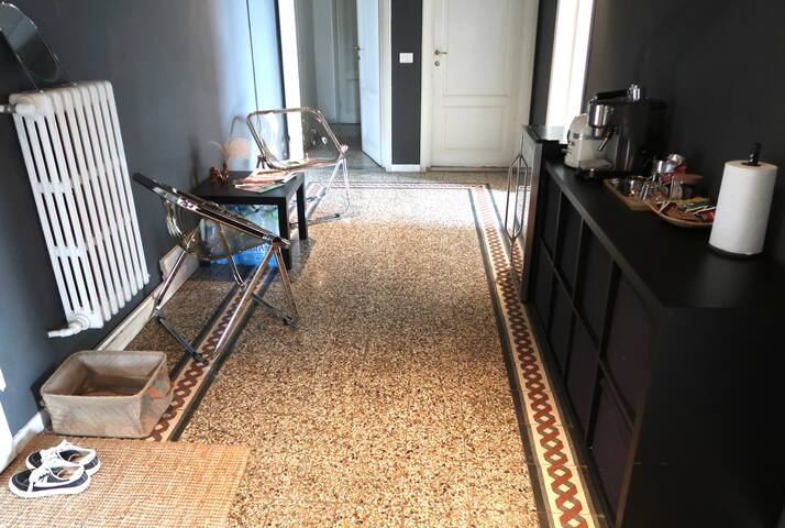 Esther’s sweet home in Firenze gallery image 2
