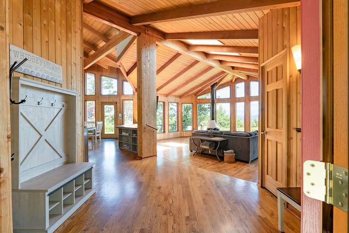 Harbor House Upper Retreat - オークハーバー, WA