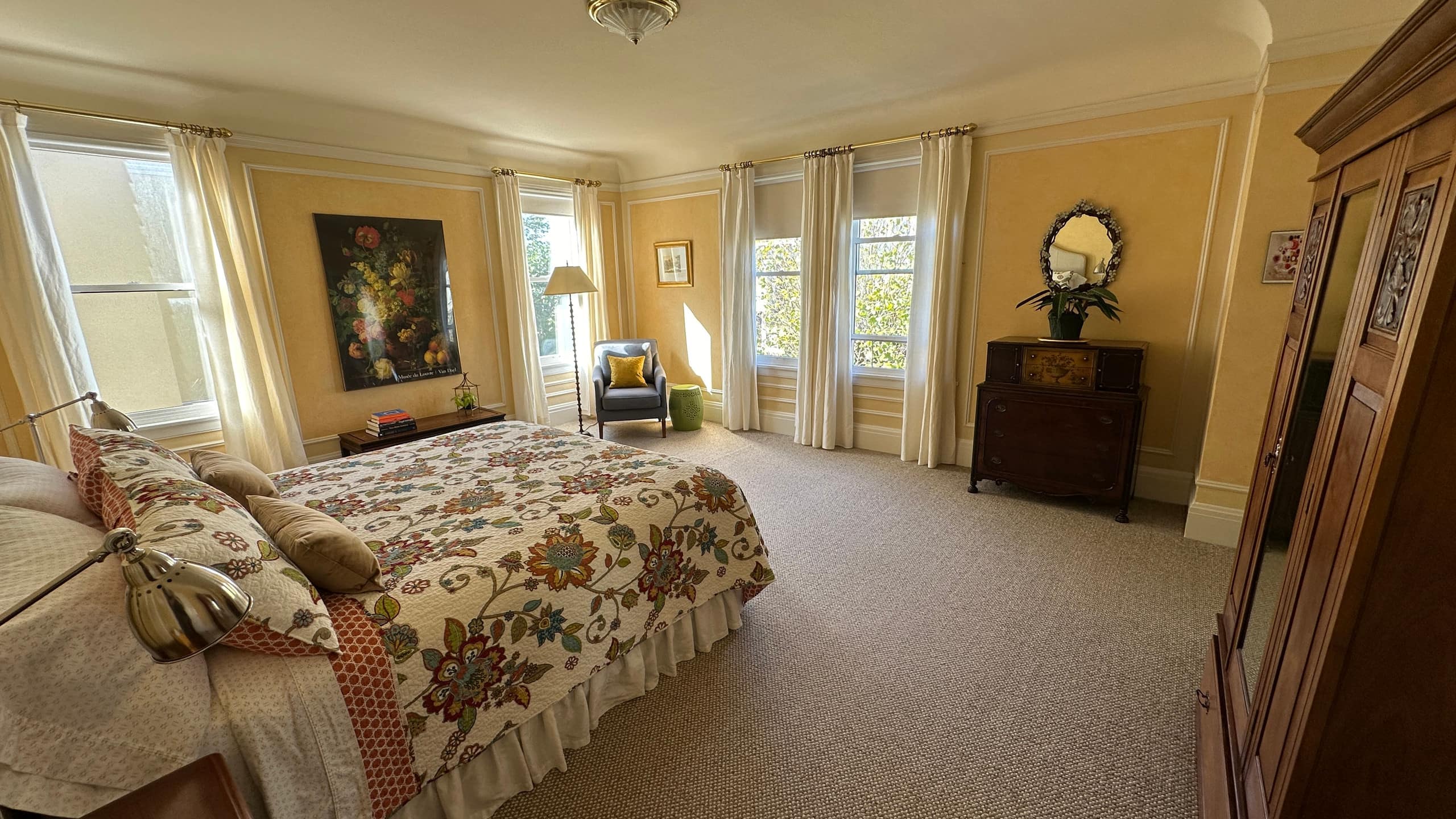 Home in San Francisco · ★4.95 · 4 bedrooms · 5 beds · 2.5 baths - Image 16
