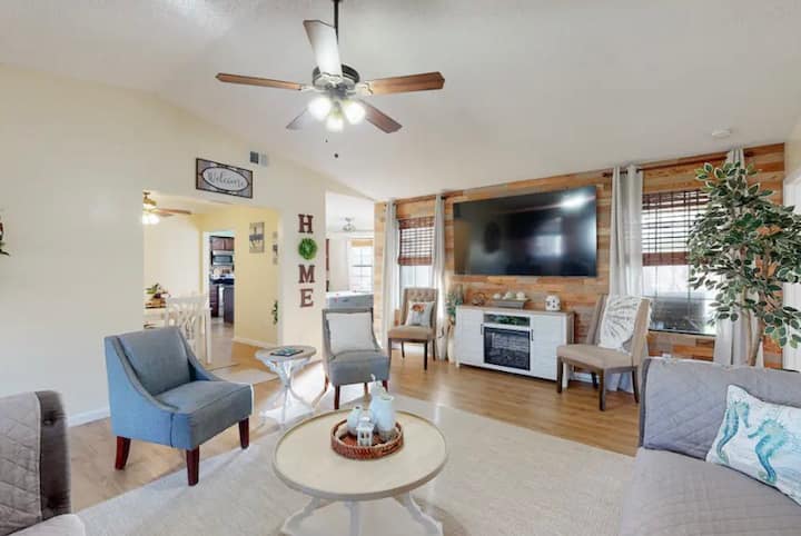 Backyard Oasis Pensacola - Spring Lake, Cantonment