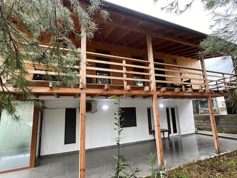 Top Airbnb: Villa Argjiro 5 in Sukth
