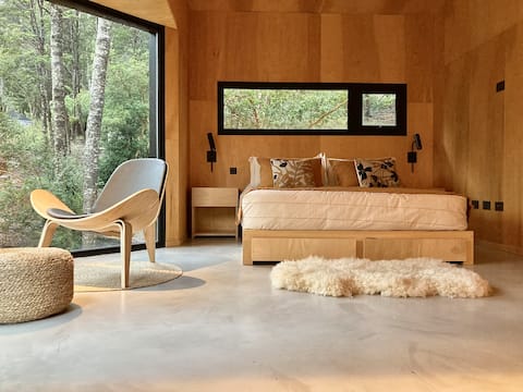 Propiedad de Airbnb exitosa: Casa Gallareta. Costa de Lago. Luxury Cabin N2. en Villa La Angostura