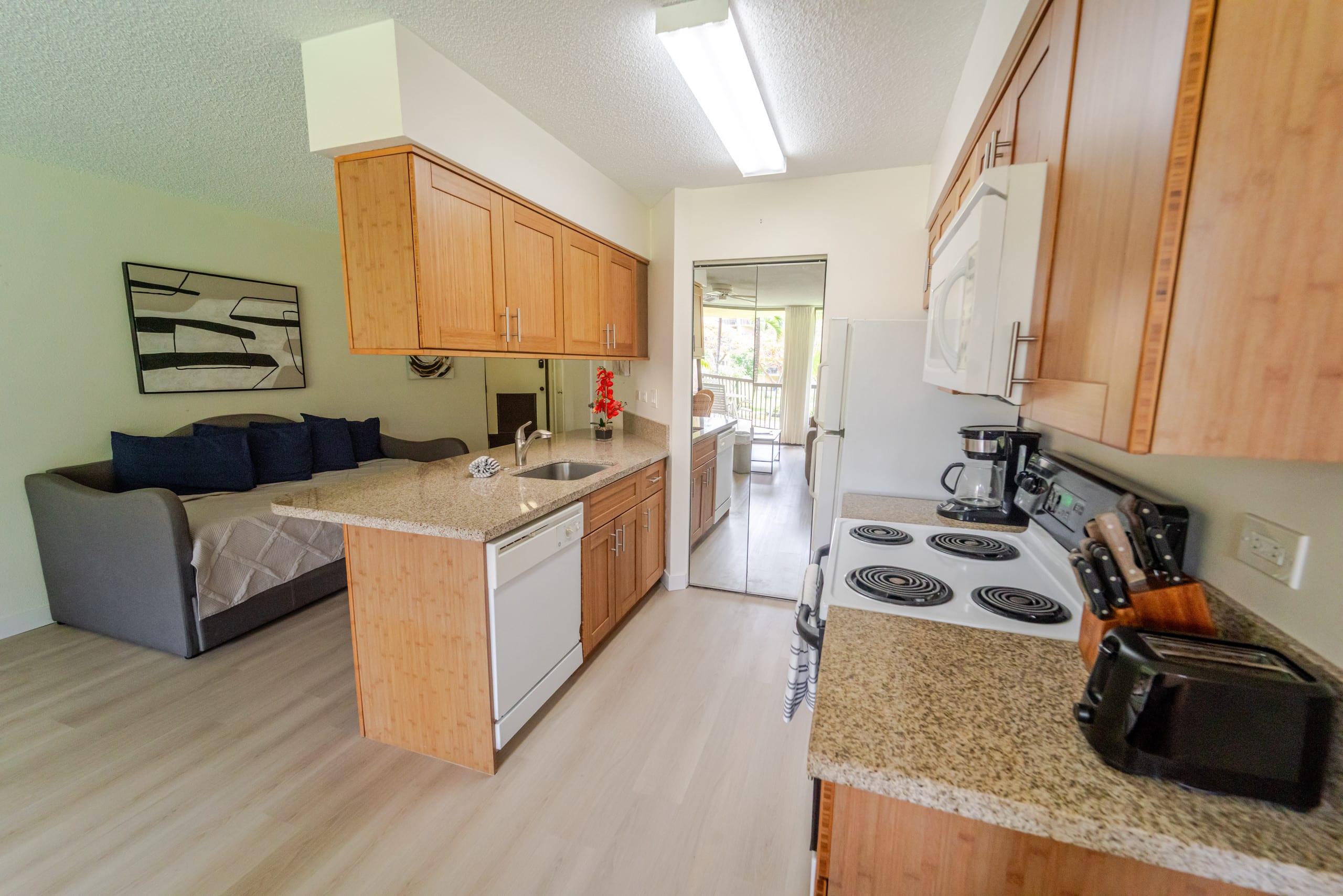 South Maui Beach Front Condo - Image 15