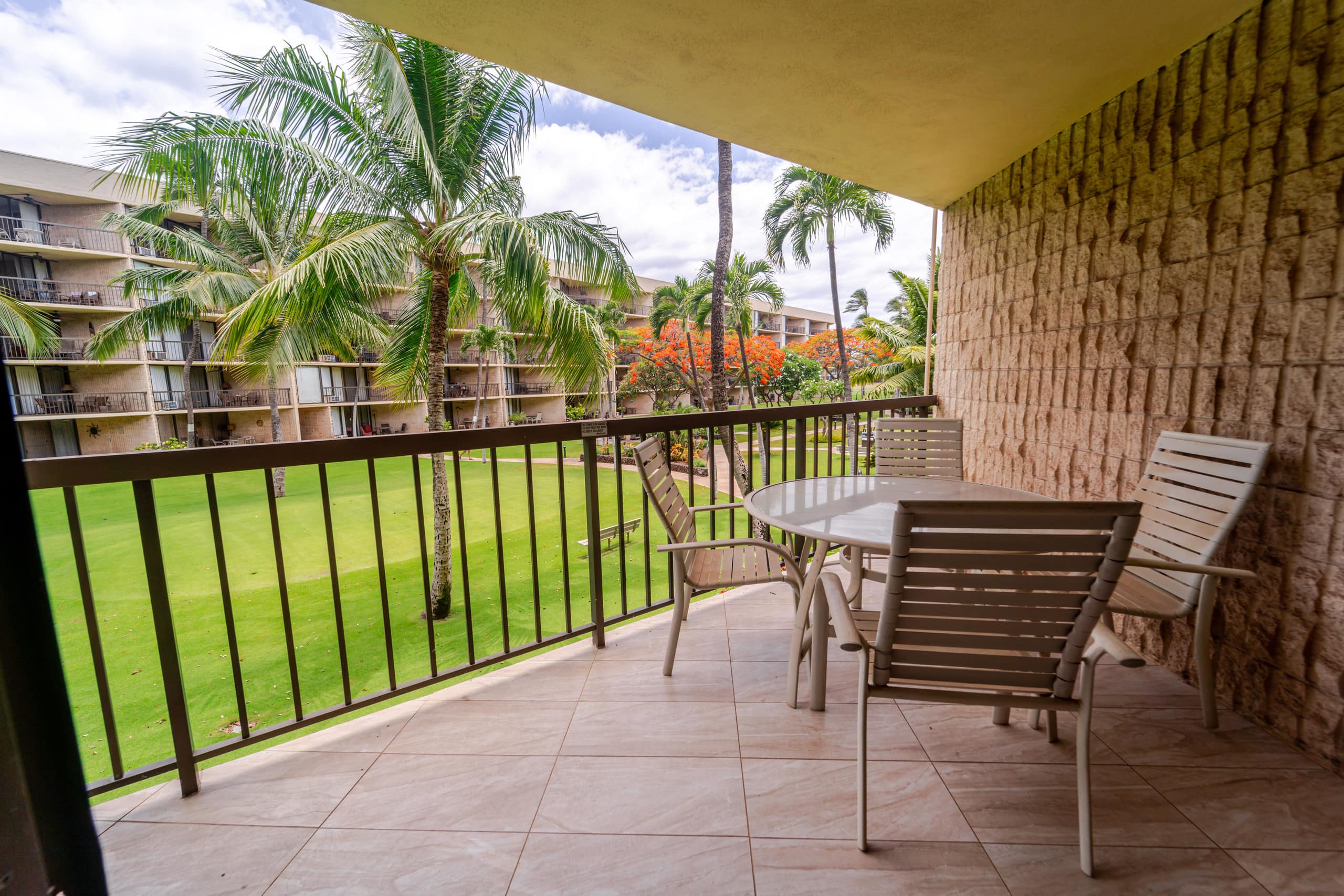 South Maui Beach Front Condo - Image 47