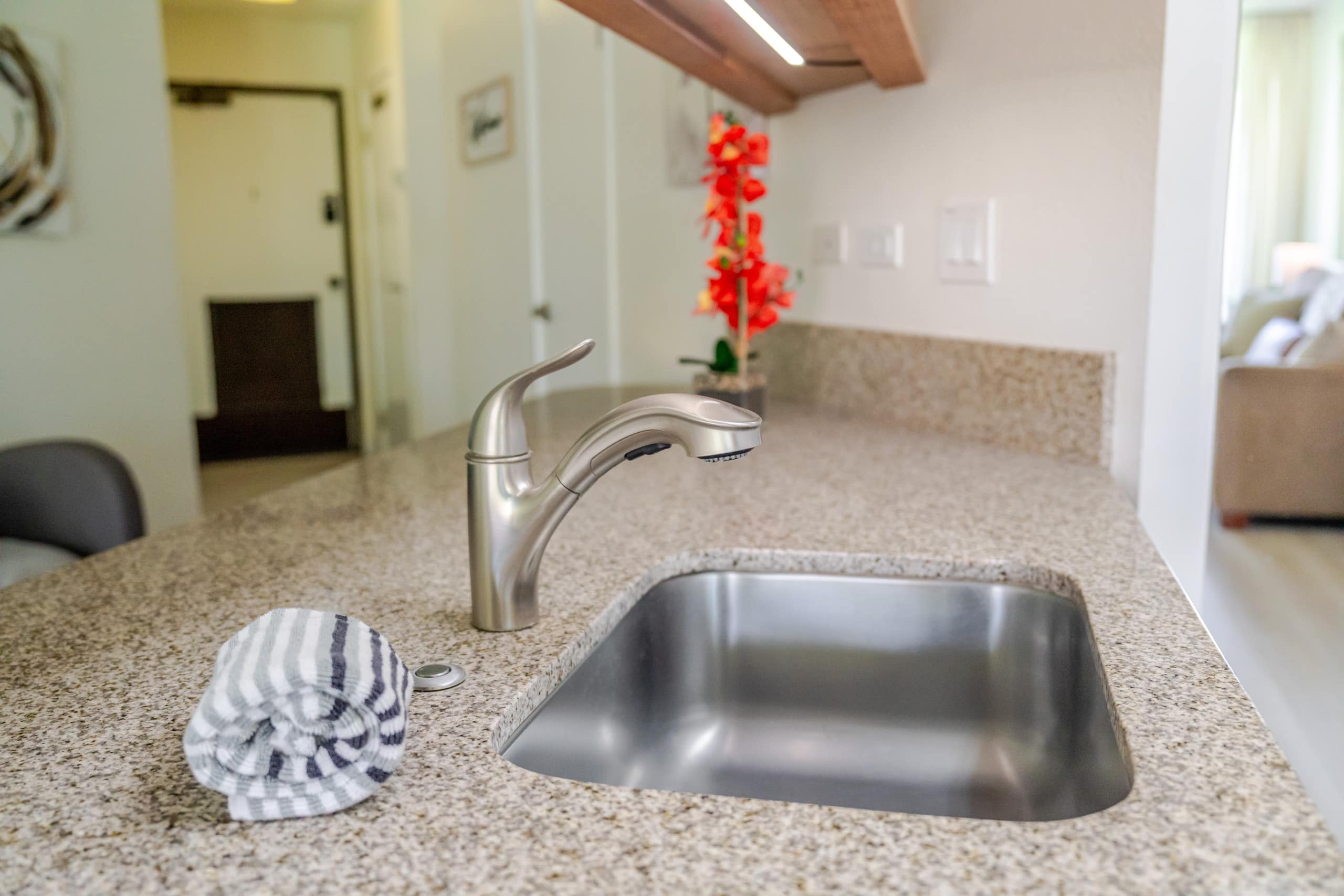 South Maui Beach Front Condo - Image 18