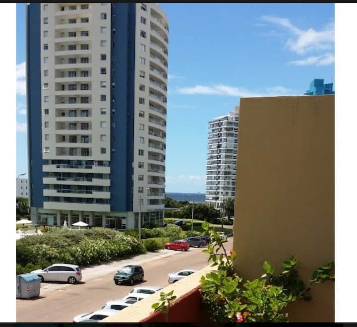 Luminoso Apto 5 Personas - Playa Brava Parada 5 - Punta del Este