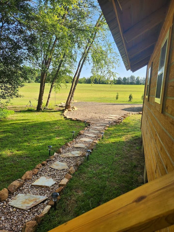 Creekside Cabin Cabins for Rent in Maiden, North Carolina, United