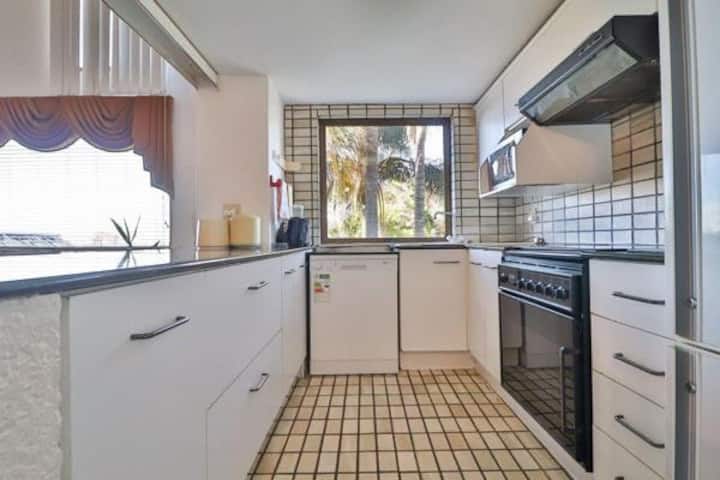 The Perfect Place For Gateways With Solar Backup. - Hartbeespoort