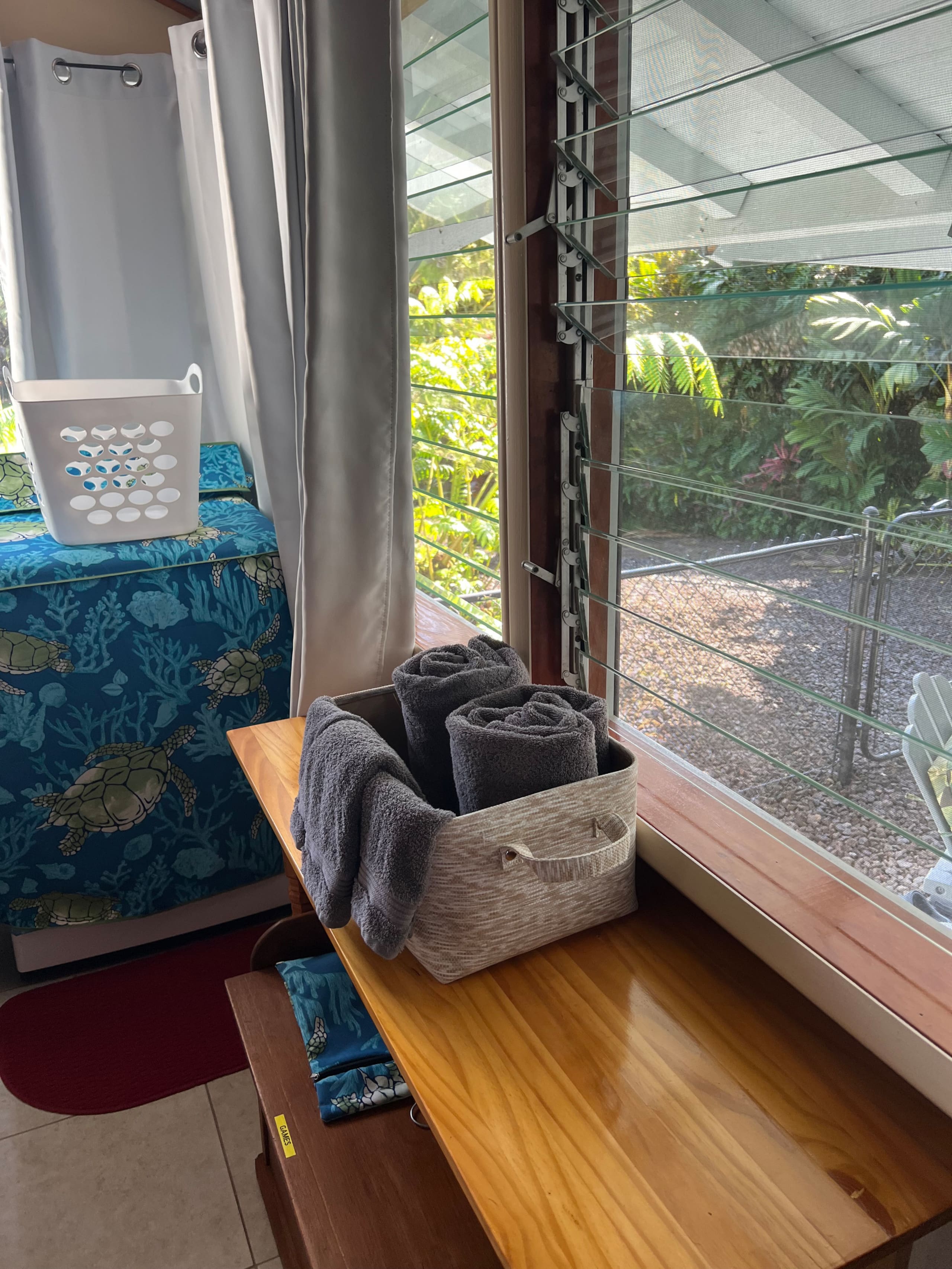 Home in Hilo · ★5.0 · 1 bedroom · 2 beds · 1 private bath - Image 96