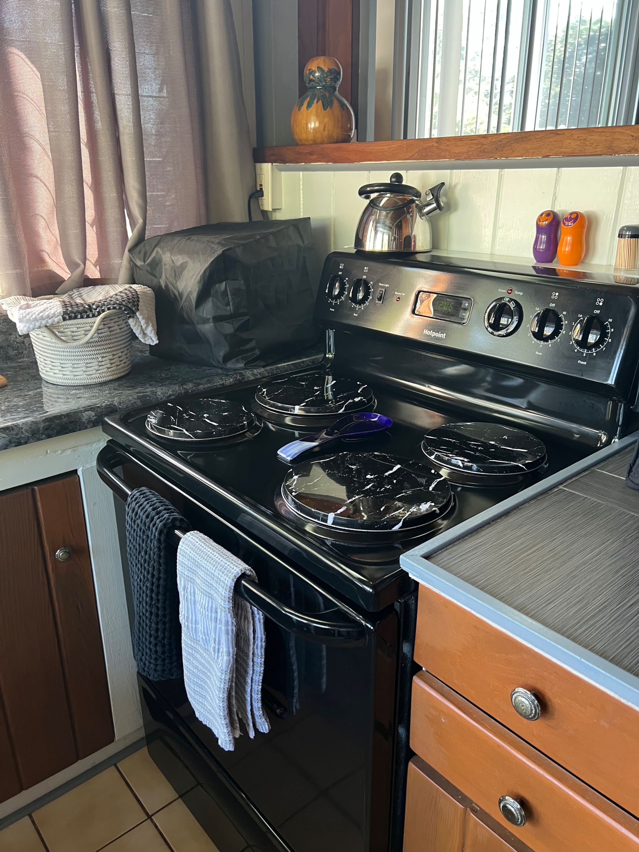 Home in Hilo · ★5.0 · 1 bedroom · 2 beds · 1 private bath - Image 28
