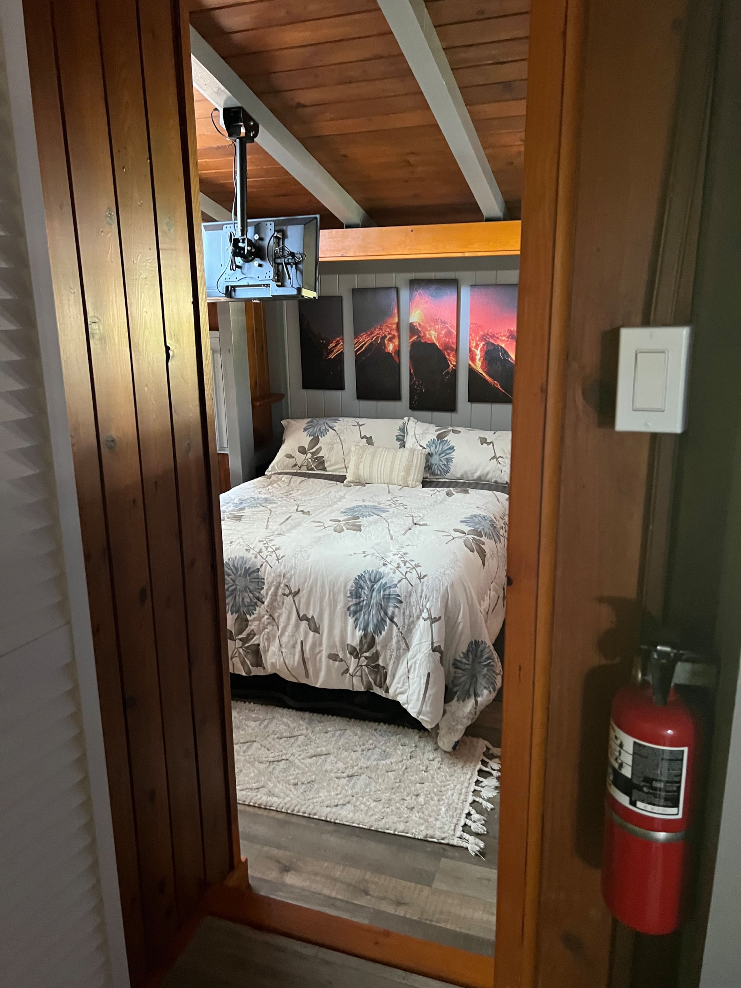 Home in Hilo · ★5.0 · 1 bedroom · 2 beds · 1 private bath - Image 34