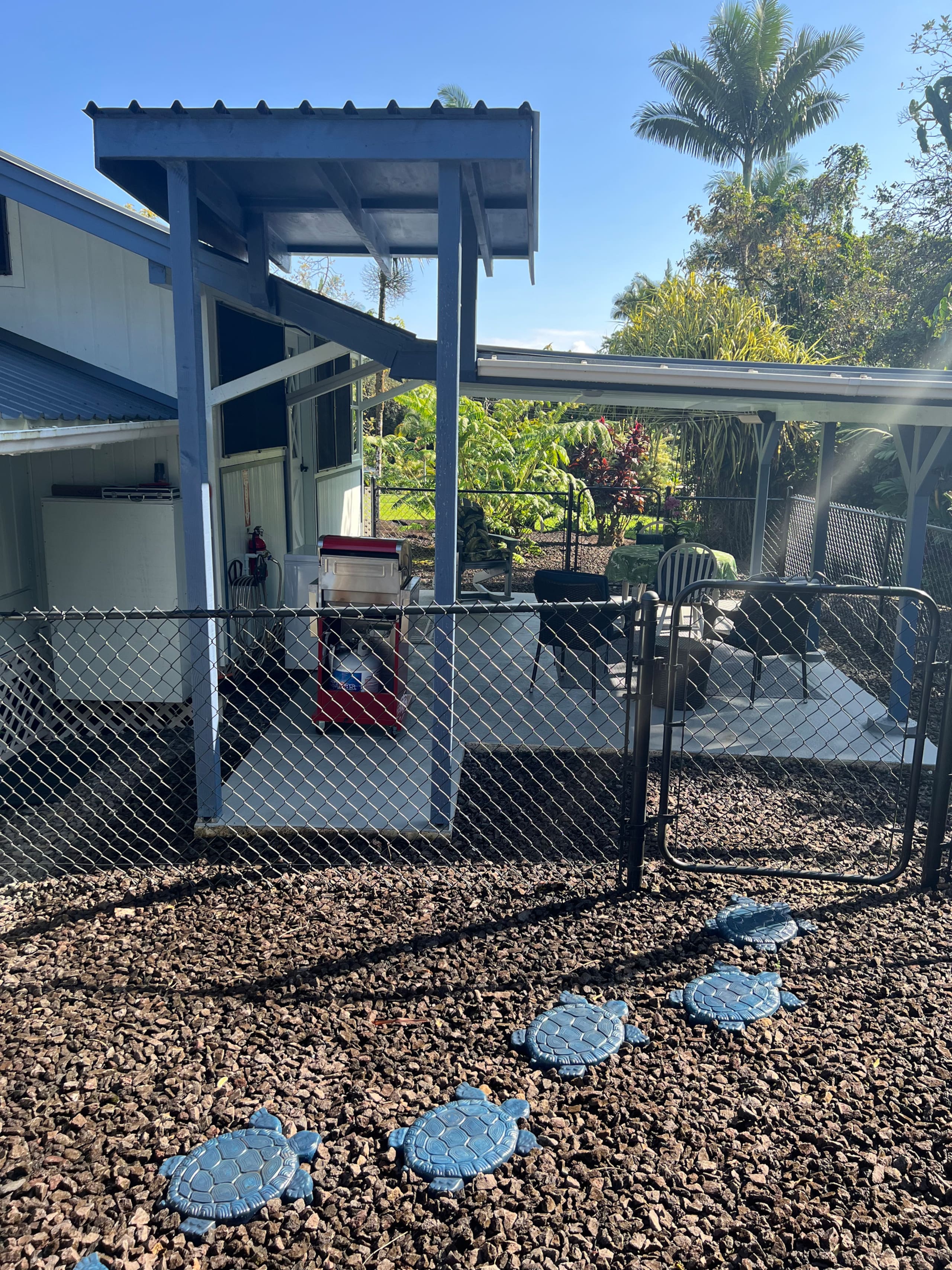 Home in Hilo · ★5.0 · 1 bedroom · 2 beds · 1 private bath - Image 88