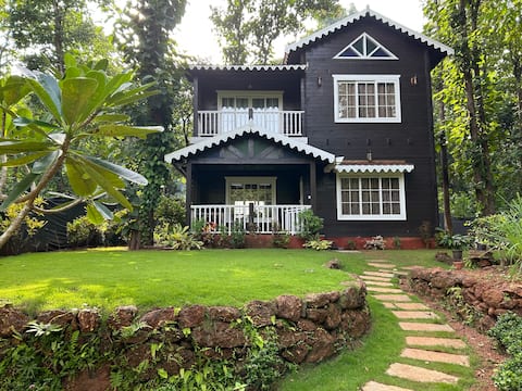 Villa Raia
The Rainforest Wooden Villa