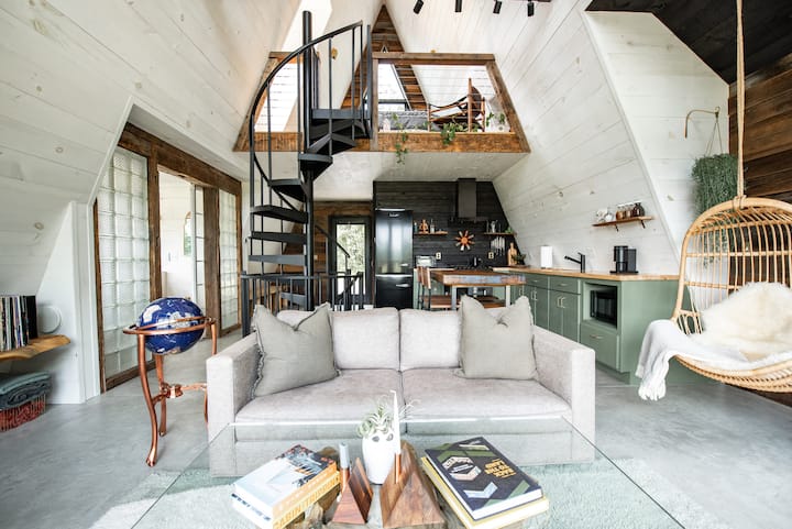 The Darling A-frame - Vermont
