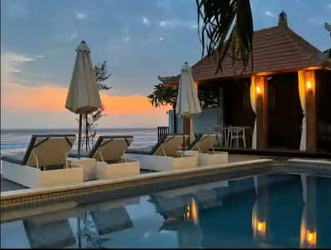 3 privat rooms with sea view
(penidaparadiso)