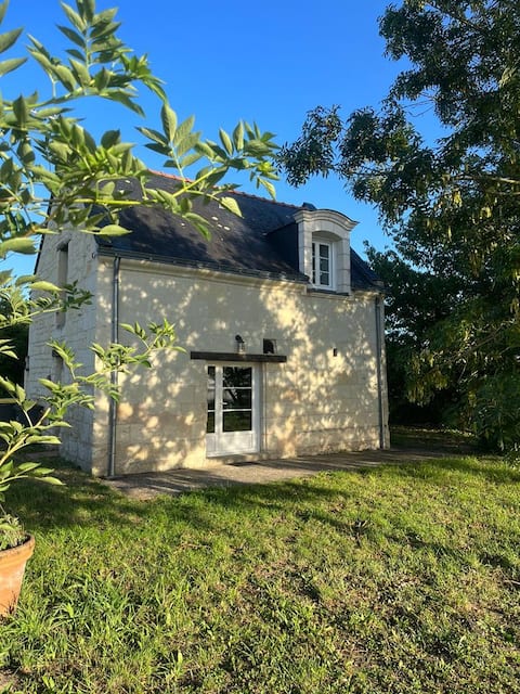 Charming home with 5' brine and 15' chinon