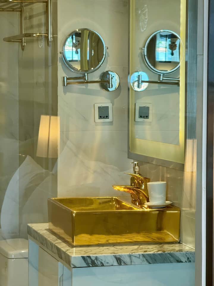 Luxury 5 Star Hotel Room Golden Son Tra - Da Nang