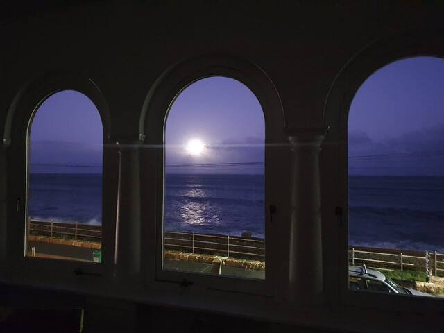 Poetic Paradise gallery image 2