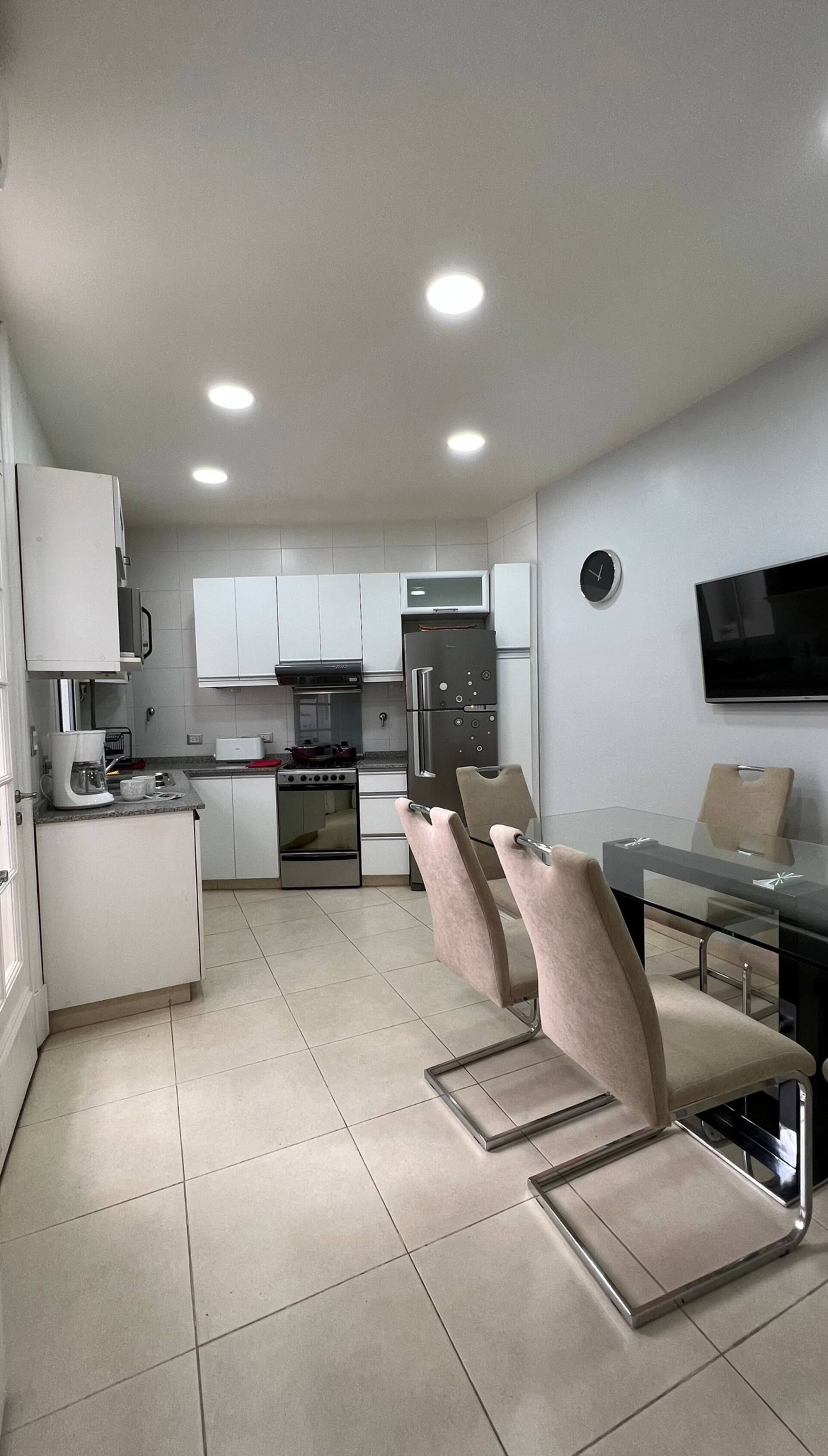 Departamento de 3 ambientes con 2 dormitorios en Caballito