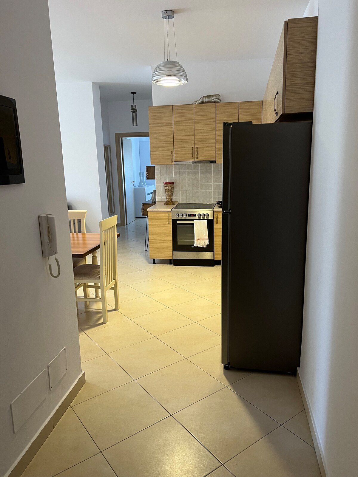 Listing 958010282823929569