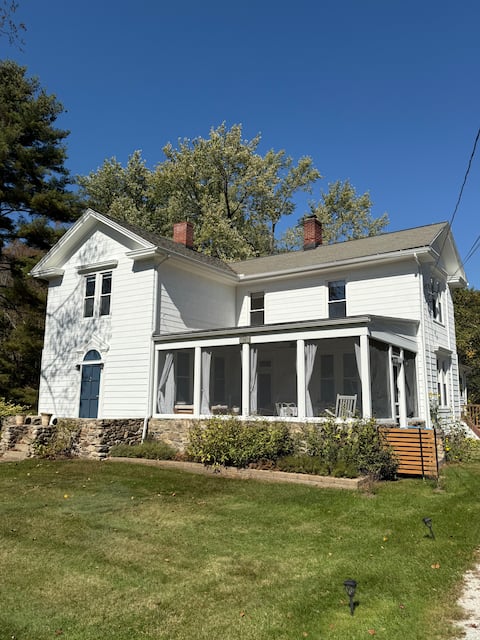 Historic house with pool 4 bedrooms and 3 bathroom